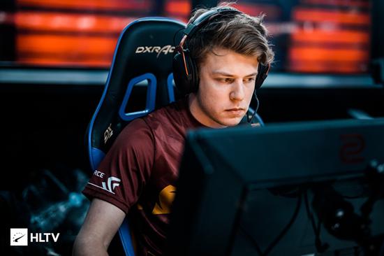 EPL S20 小组赛：16强手到擒来！ BIG 2-1 CoL