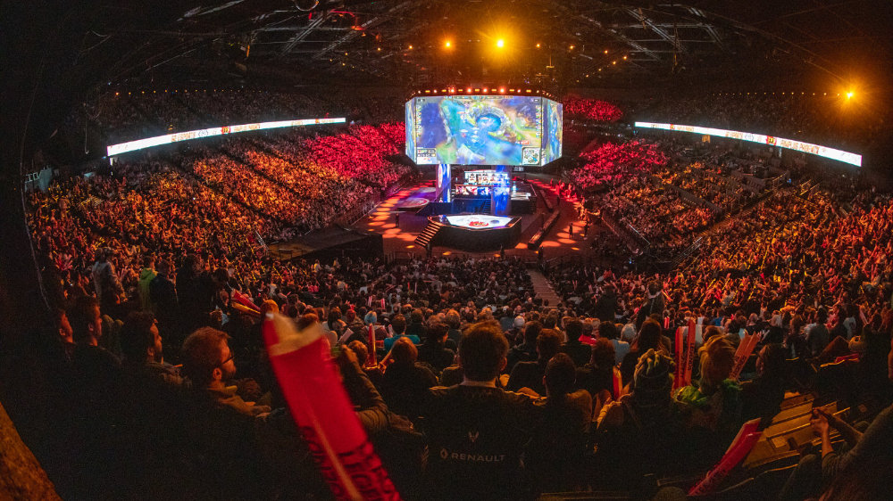 在今日OMG对战UP的第一场比赛中，Ning达成了在LPL的第200胜成就，恭喜！