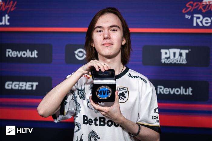NAVI 击败 FaZe，确保在 IEM Cologne 2025 中获得季后赛名额