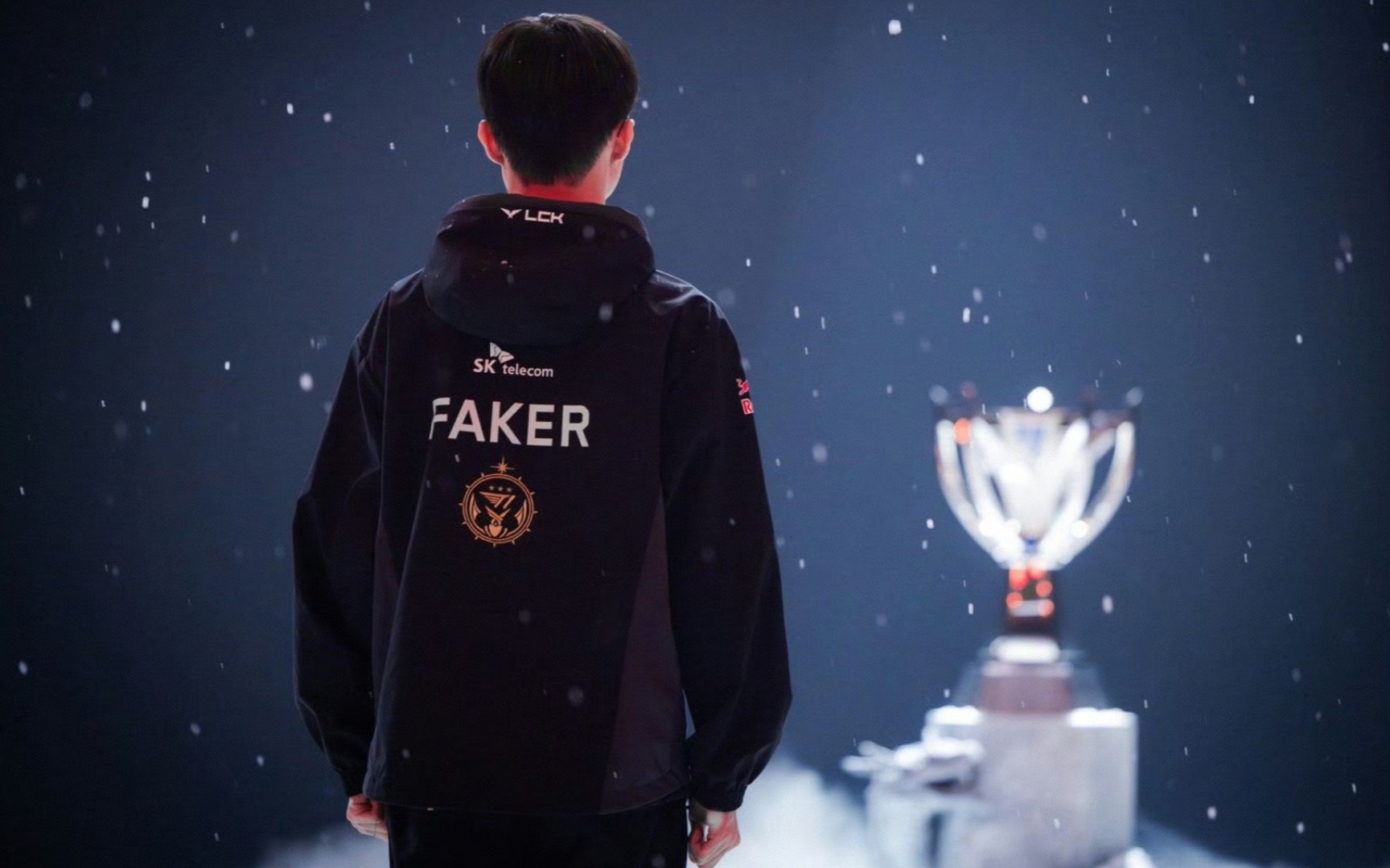 实至名归 ZywOo荣膺IEM冬季赛MVP奖章