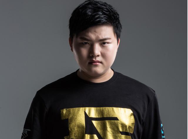 NAVI 进入 Intel Grand Slam 竞赛